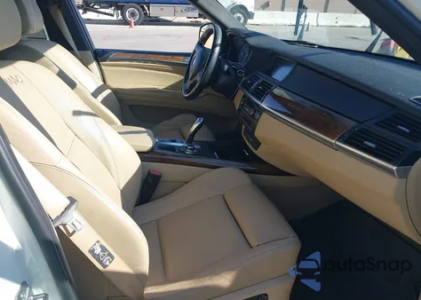 2011 BMW X5 xDrive50I from USA, damaged, VIN 5UXZV8C51BL417481